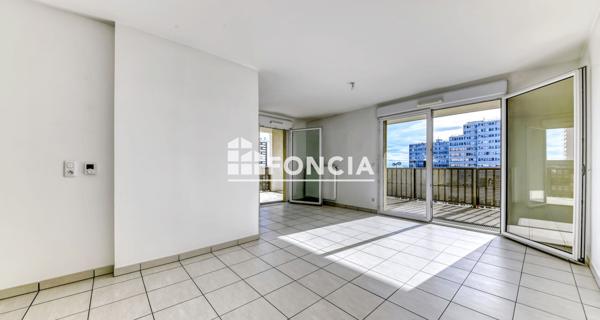 À vendre Appartement 3 pièces 64 m² - Rillieux-la-pape 69140