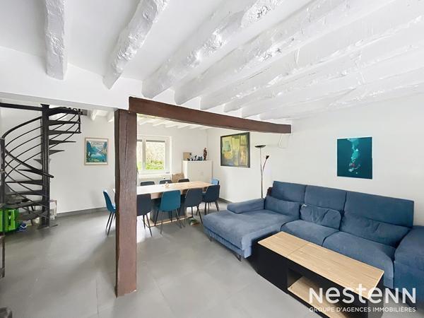 Hameau d'Auxonnettes - Maison en pierre  -  3 chambres, jardin et garage