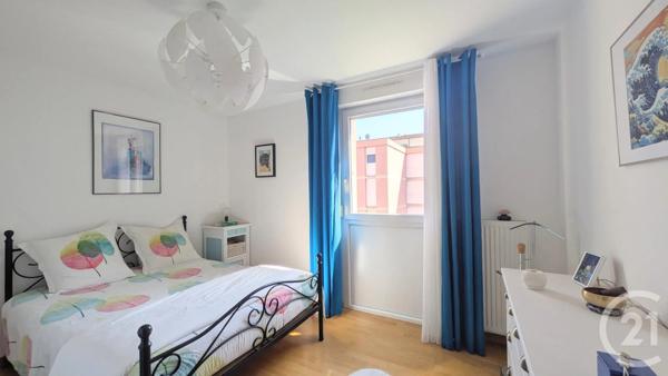 Appartement F3 à vendre  3 pièces - 70,12 m 2   STRASBOURG  - 67