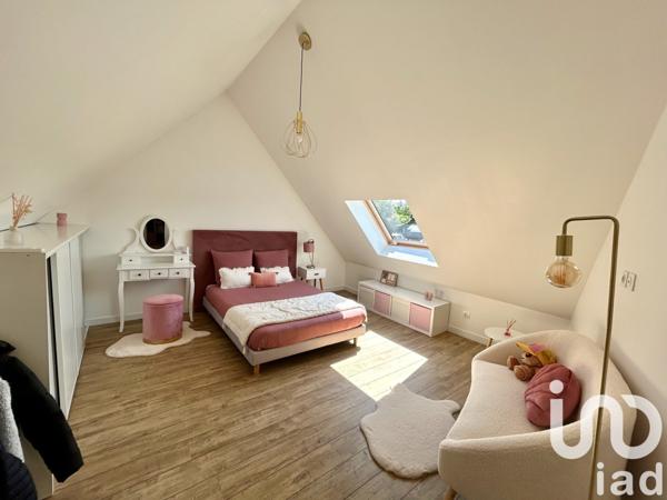 Maison 7 pièces de 293 m² à Allonnes (49650)