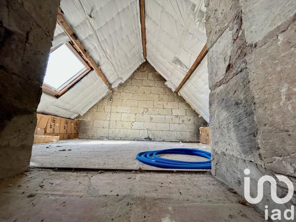 Maison 7 pièces de 293 m² à Allonnes (49650)