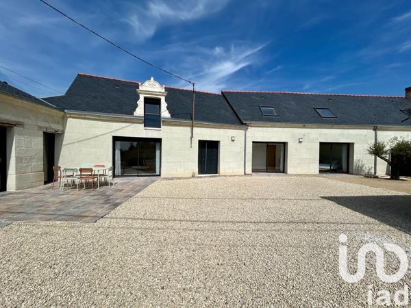 Maison 7 pièces de 293 m² à Allonnes (49650)