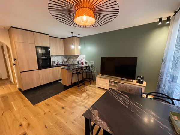 Appartement Saint Germain En Laye 3 pièce(s) 59.3 m2 €529 000 ** - Référence 17652