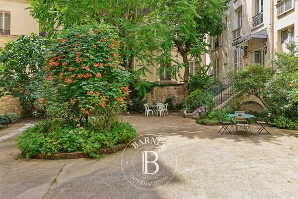 Paris 18ème, Appartement  18 m² à vendre