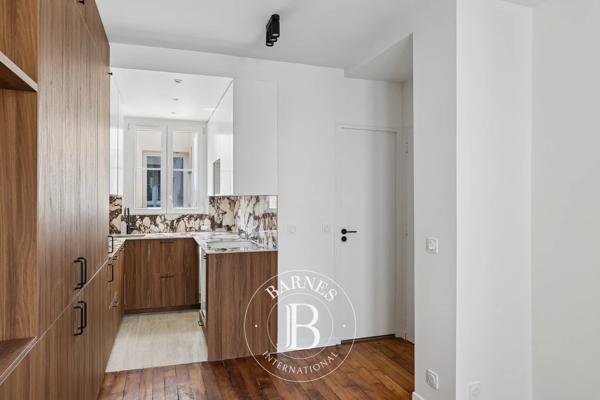 Paris 18ème, Appartement  18 m² à vendre