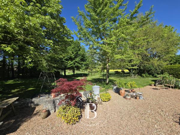 Moulins-sur-Yèvre, Ferme 6 Chambres -  311 m² à vendre