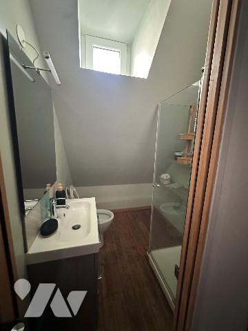 STUDIO 17 m² – RÉSIDENCE HISTORIQUE FACE À LA MER – VENDU MEUBLÉ