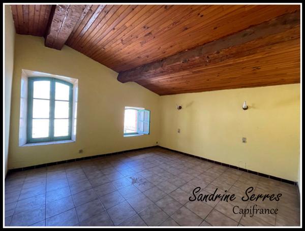 A vendre maison de village T7 - 177m2 Environ - Terrasse et Garage