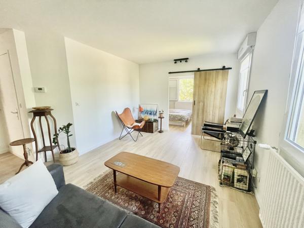Appartement
                                                                                                                                                                                                                                                                                                                        2 pièce(s)                                                                                                                                                                                                          1 chambre(s)                                                                                                                                                                                                          52.57  m²
