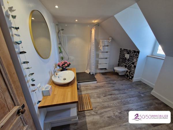 Maison bourgeoise de caractère avec dépendance et multiples possibilités