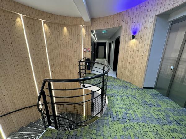 BUREAUX à LOUER de 129 m²