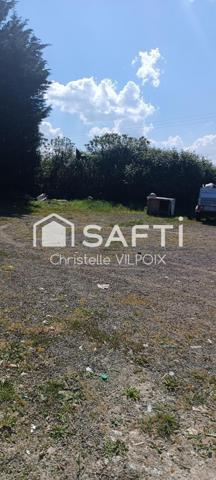 Maison individuelle de 309m² avec beau potentiel.