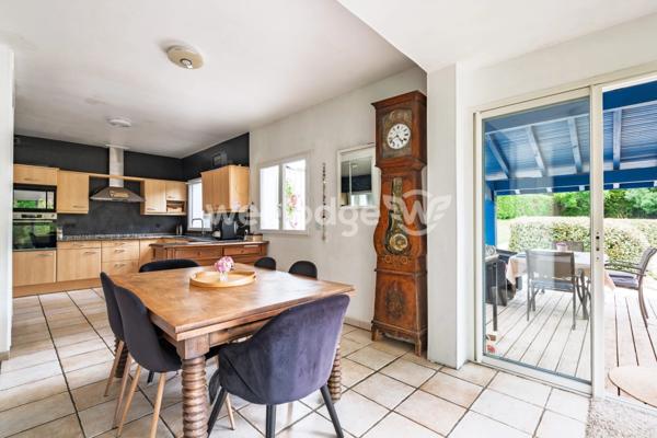 Maison à vendre 8 pièces de 170 m² à Mouguerre