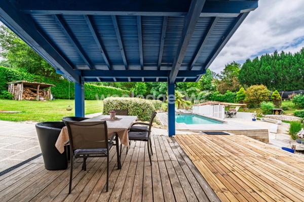 Maison à vendre 8 pièces de 170 m² à Mouguerre