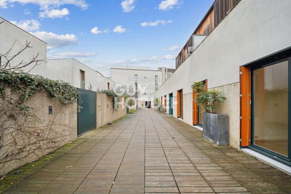 Montreuil /Appartement familial avec jardin
