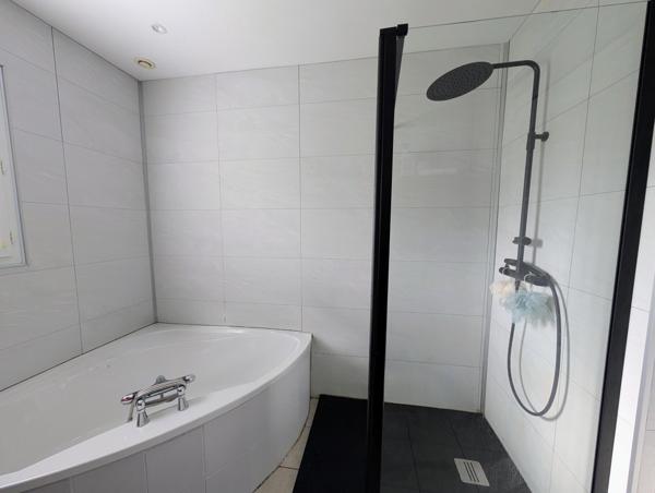 Maison individuelle avec piscine