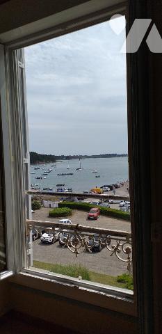 LARMOR-BADEN pleine vue Golfe pour ces 2 studios réunis en un T2 de 65,80m²