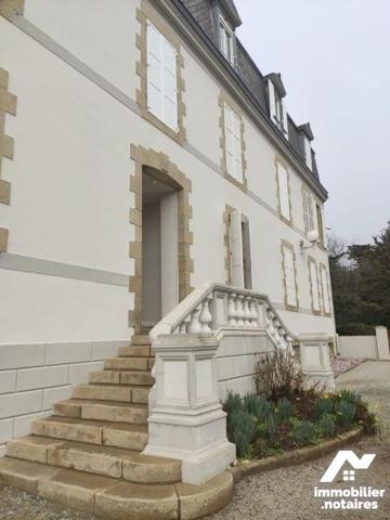 LARMOR-BADEN pleine vue Golfe pour ces 2 studios réunis en un T2 de 65,80m²