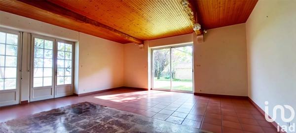 Maison à vendre 7 pièces 209 m² Plaine-d'Argenson