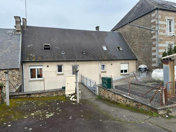 Immeuble Brécey 12 pièce(s) 280 m2