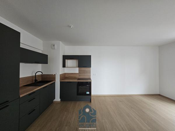 Appartement neuf T4 avec terrasse et garage