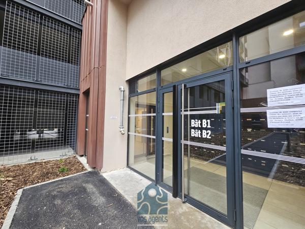 Appartement neuf T4 avec terrasse et garage