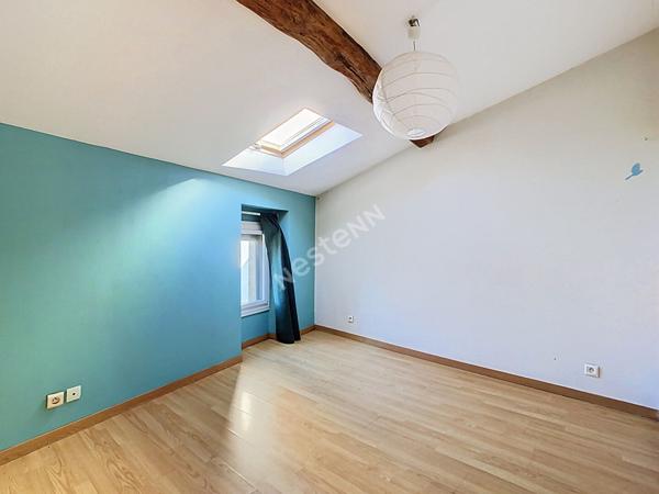 Maison idéalement située au coeur du bourg de La Regrippière à moins de 10min de VALLET et de l'axe NANTES-CHOLET
