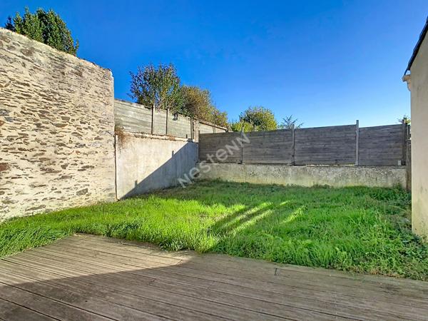 Maison idéalement située au coeur du bourg de La Regrippière à moins de 10min de VALLET et de l'axe NANTES-CHOLET