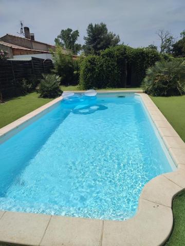 A saisir sur Vinon sur Verdon, jolie villa de 115m² avec piscine et sauna