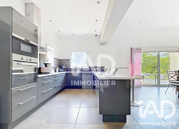 Maison à vendre 5 pièces 126,64 m² La Brillanne