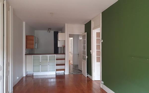 Appartement à louer    2 pièces •  Lyon 7