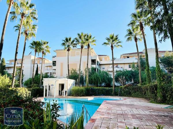 Appartement à louer 2 pièces 42.68m²