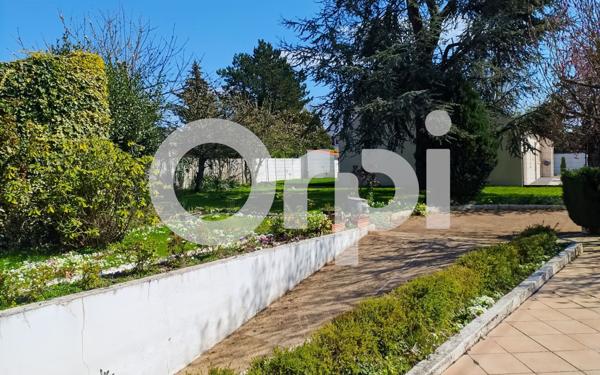 Maison à vendre    4 pièces • 105 m2 Le Plessis-Belleville