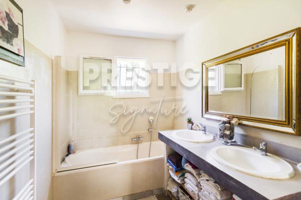 Maison 6 pièce(s) 5 chambre(s) 135 m²