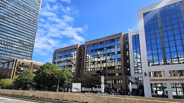 Bureaux à louer à Lyon 3ème quartier Part-Dieu accès transports et modulables