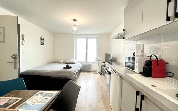 Maison à vendre    7 pièces •  Cognac