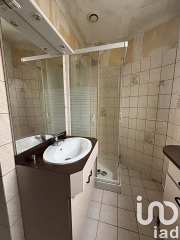 Maison à vendre 6 pièces 111 m² Morannes sur Sarthe-Daumeray