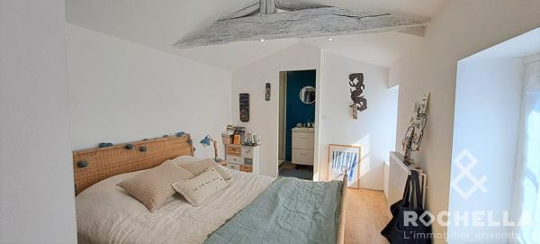 Maison ancienne familiale de 139 m2, 5 chambres, beau jardin, garage