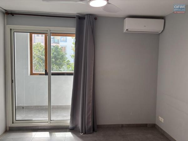 A vendre - Superbe T2 de 52 m2 entièrement rénové - Centre ville de Saint-Leu