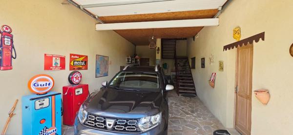 Maison 7 pièces à vendre à Pauligne - 200 m² sur terrain de 3954 m²