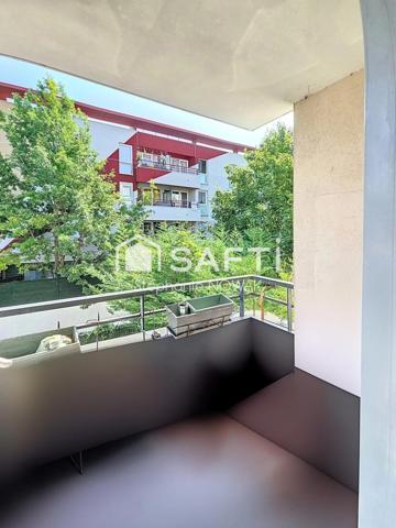 GRAND 3P DE 70 m² BALCON ET PARKING