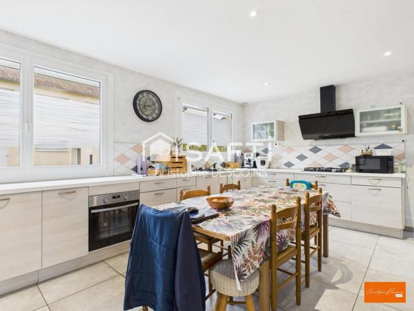 Maison familiale au cœur de Mayenne