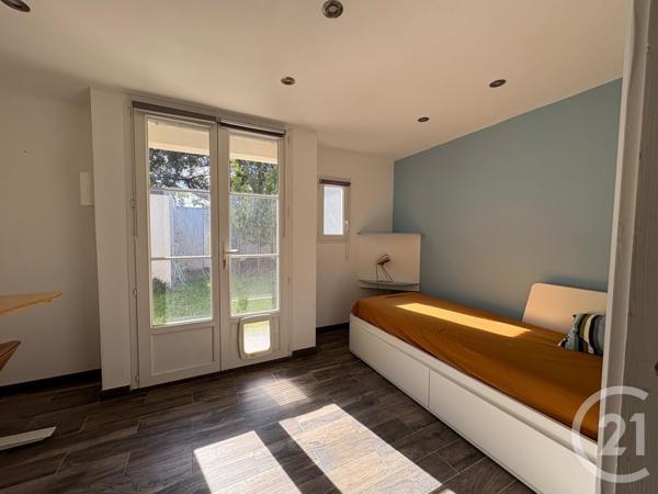 Maison à vendre  5 pièces - 195 m2 SORGUES - 84