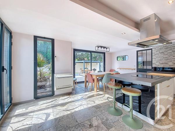 Maison à vendre  5 pièces - 195 m2 SORGUES - 84