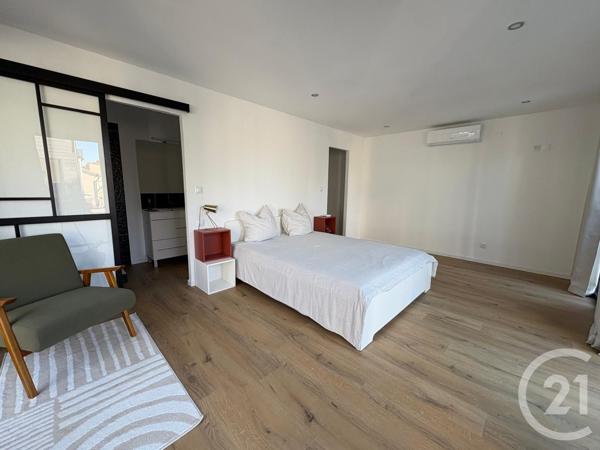 Maison à vendre  5 pièces - 195 m2 SORGUES - 84