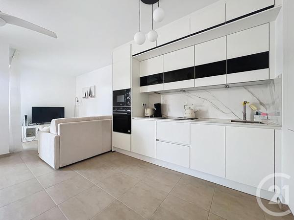 Appartement F2 à vendre  2 pièces - 45,05 m2 FREJUS - 83