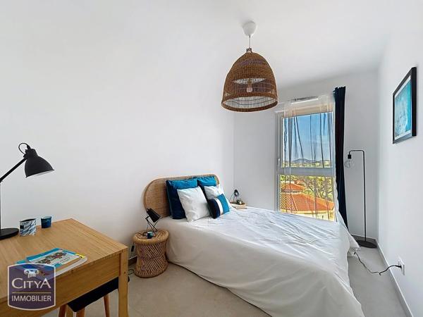 Appartement à vendre 4 pièces 81.59m² Fréjus (83600)