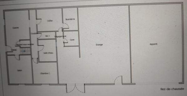 Maison dépendances puits terrain