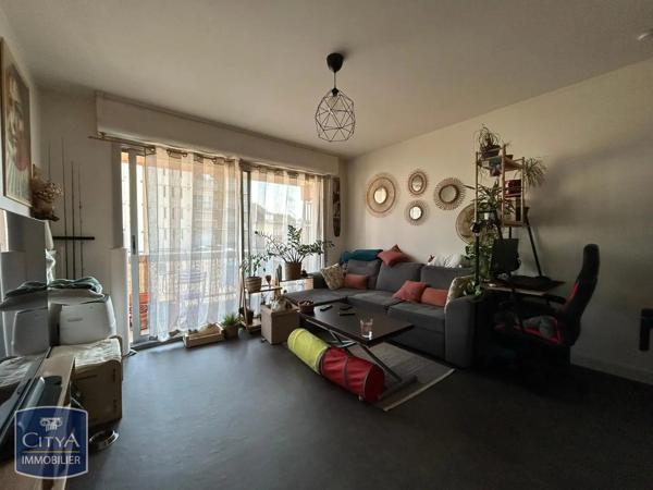 Appartement à louer 2 pièces 35.81m² Brive-la-Gaillarde (19100)