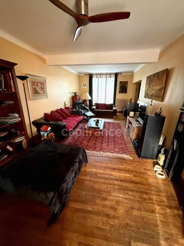 MAISON DE 5 PIECES + TERRAIN DE 800 M2 + PISCINE , ERMONT (95)